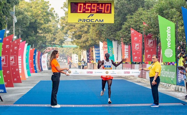 Joshua Cheptegei wins New Delhi Half marathon